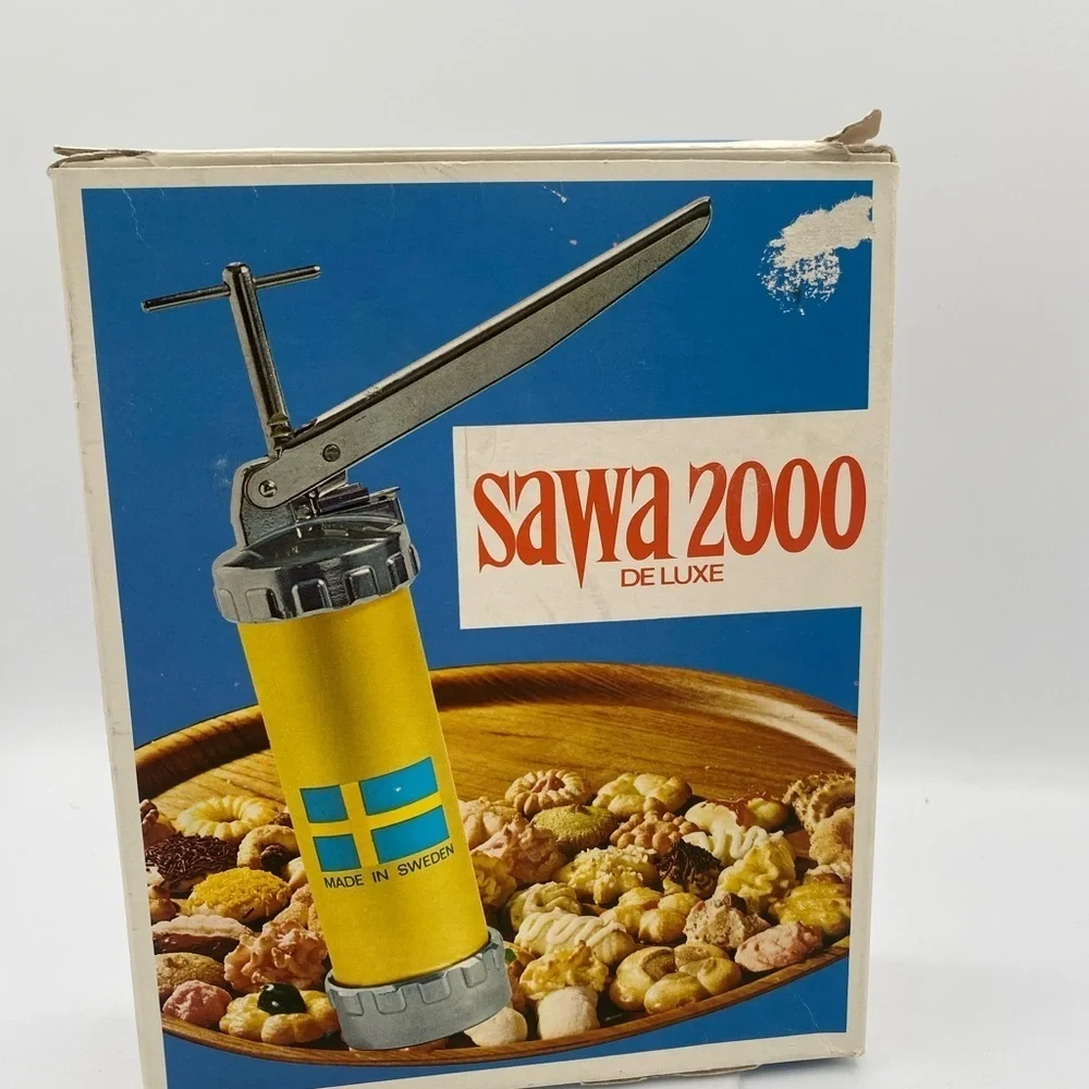 Vintage SAWA 2000 Deluxe Swedish Metal Cookie Gun Decorator Press